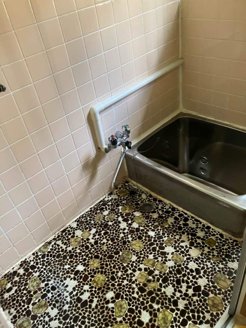 足を伸ばしてゆっくり過ごせるお風呂施工後イメージ１